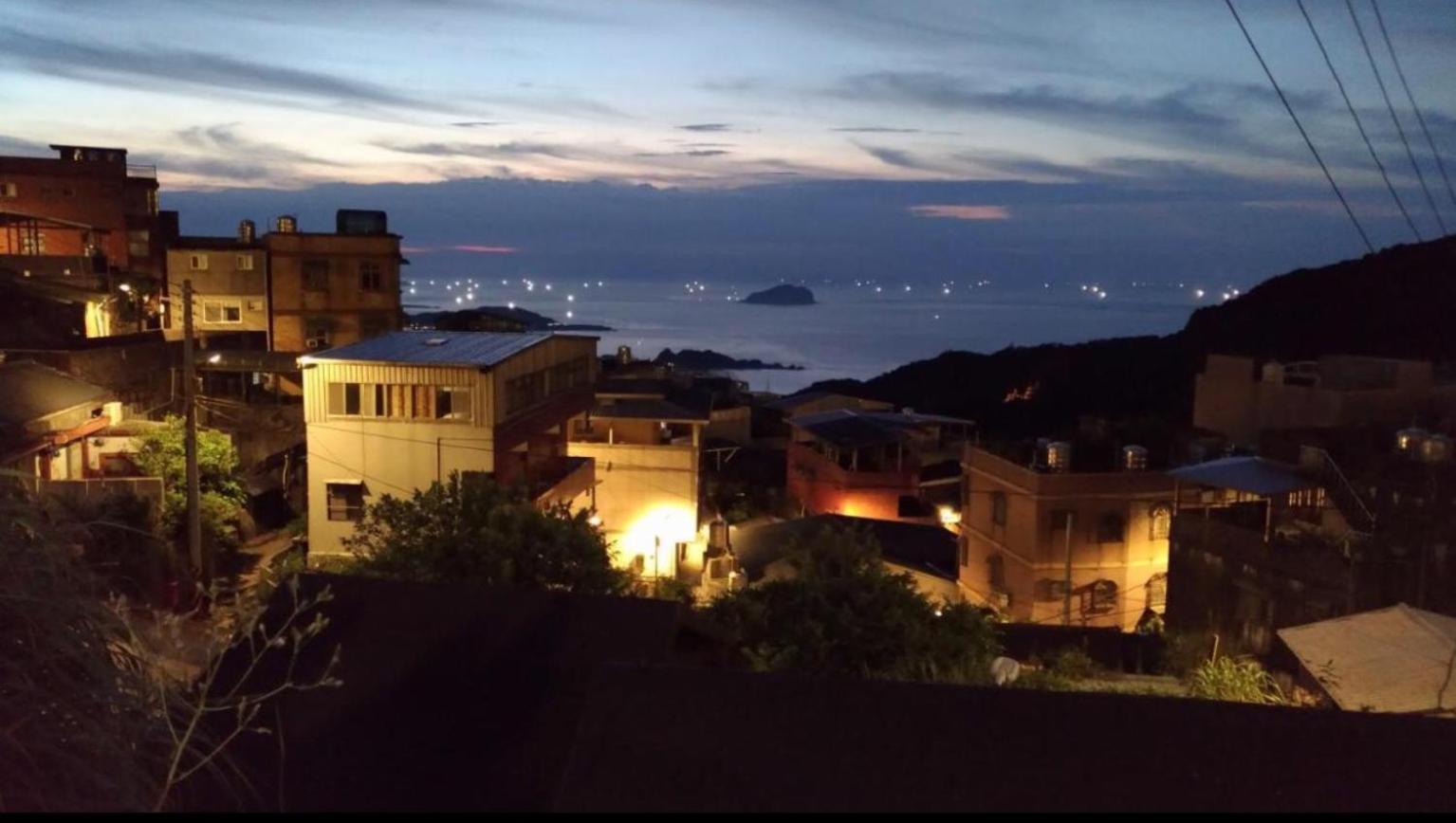 九份山海灣民宿 I 近老街 L 海景檜木房 Luaran gambar